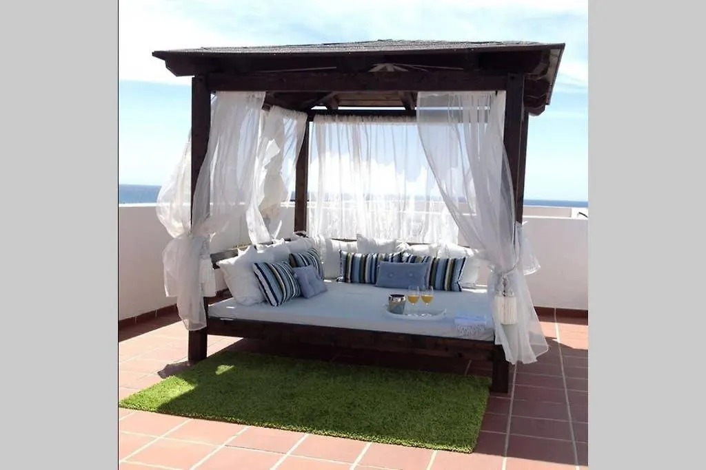 ATICO en la PLAYA con PISCINA y GOLF Apartamento Torre de Benagalbon